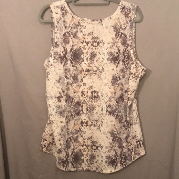 LuLaRoe Tank - Picture 2 of 4